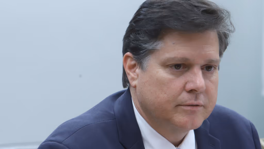 O “incompreendido” MDB defende “caminhos ao centro”