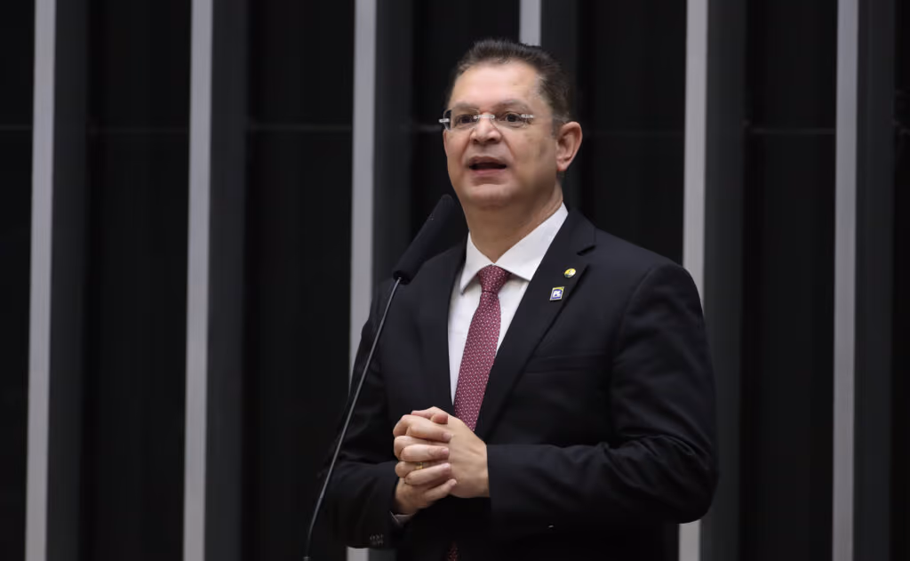 “Vergonha internacional”, diz líder do PL sobre incêndio na COP30