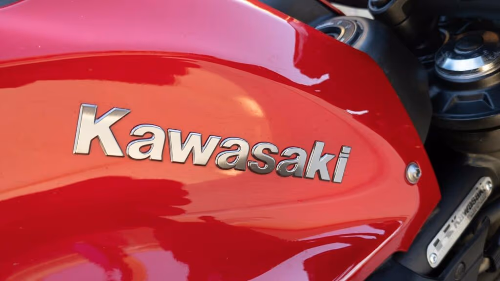 Kawasaki ressuscita moto queridinha dos motociclistas dos anos 90