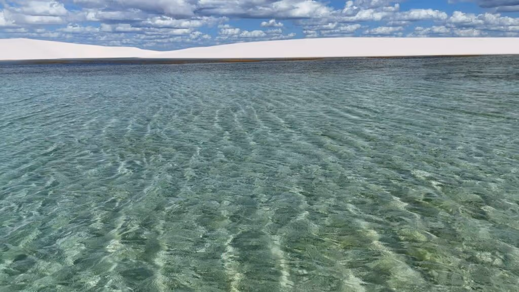 Esse lugar do Brasil desafia a lógica dos desertos com suas lagoas sazonais