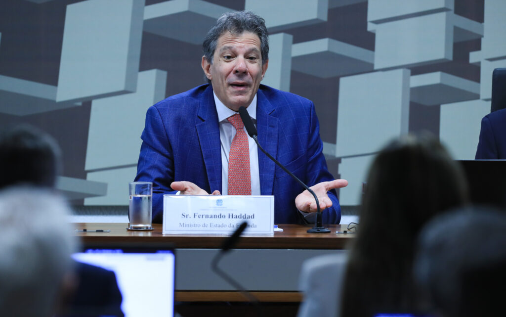 “Parabéns Haddad, você conseguiu quebrar os Correios”
