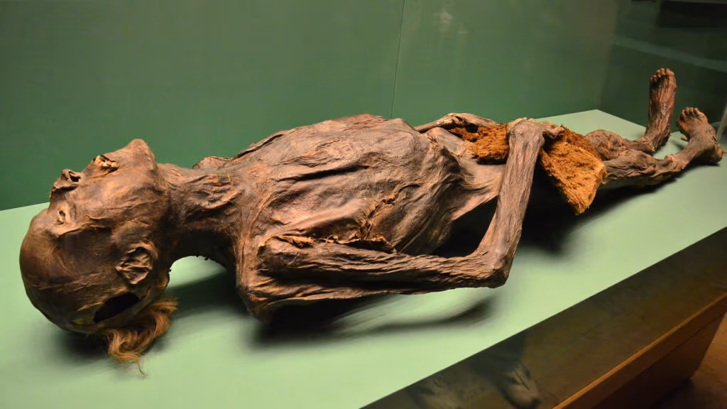 Cientistas encontram múmias de 7.000 anos com DNA diferente dos humanos modernos: “São de uma linhagem genética desconhecida”
