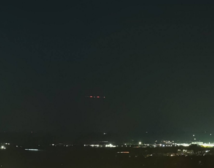 Drone avistado sobrevoando o aeroporto de Munique - Créditos: Reprodução/X/@wow36932525