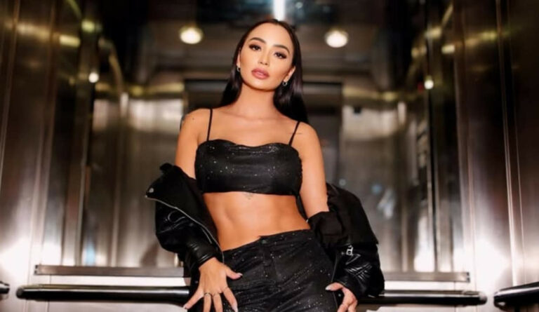 Ex-bailarina do Faustão é esfaqueada pela própria mãe