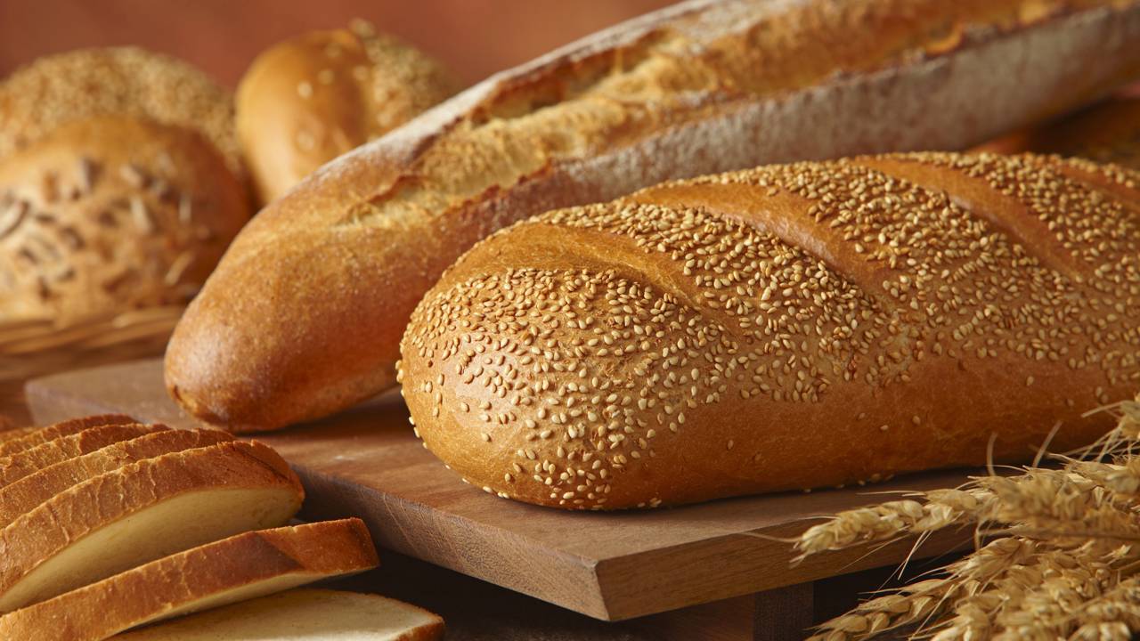 Por que o pão cresce tanto dentro do forno