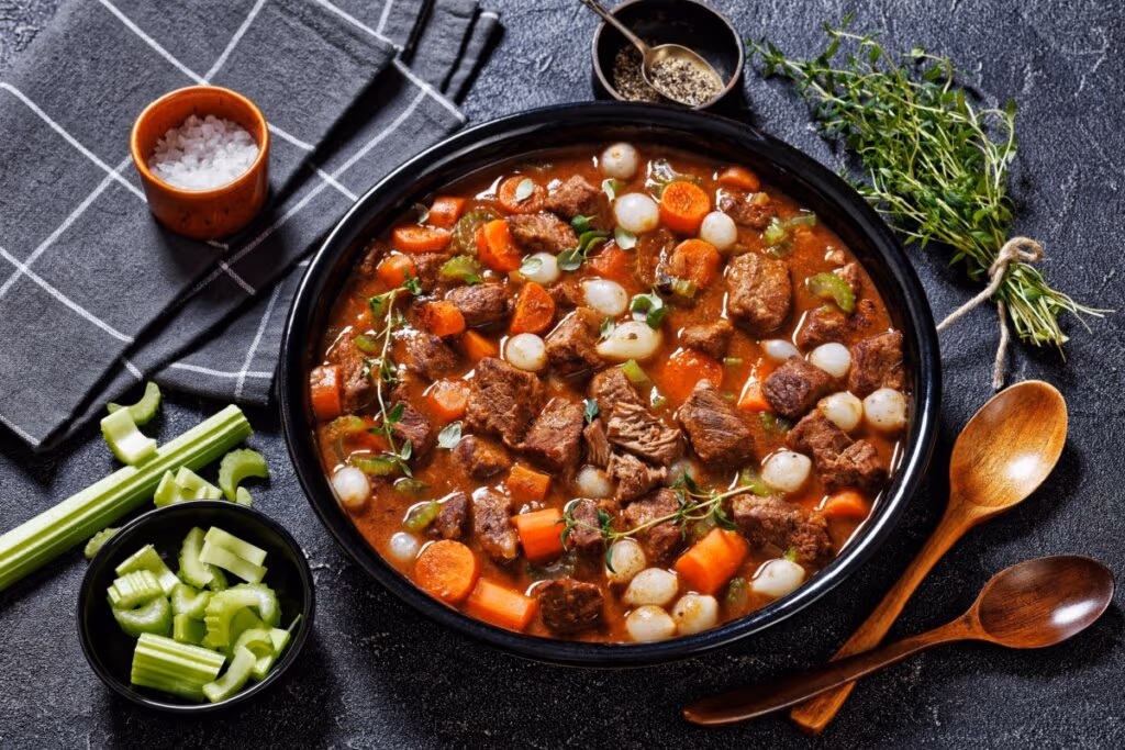 5 receitas práticas e deliciosas de picadinho para o almoço