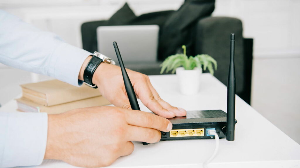 O passo a passo para configurar roteador e acelerar internet
