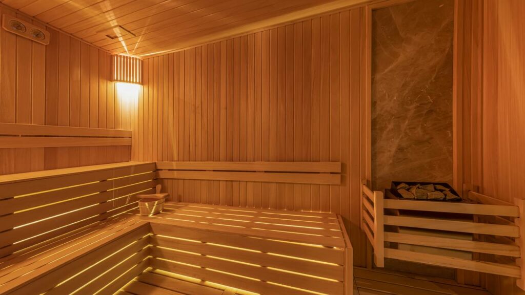 Especialista explica como 15 minutos na sauna podem renovar corpo e alma inteiramente