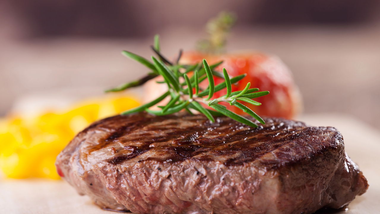 Conheça o método 3-3-2-2, a técnica perfeita para preparar um filé inesquecível