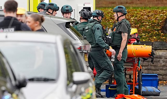 Ataque em sinagoga deixa 4 feridos em Manchester