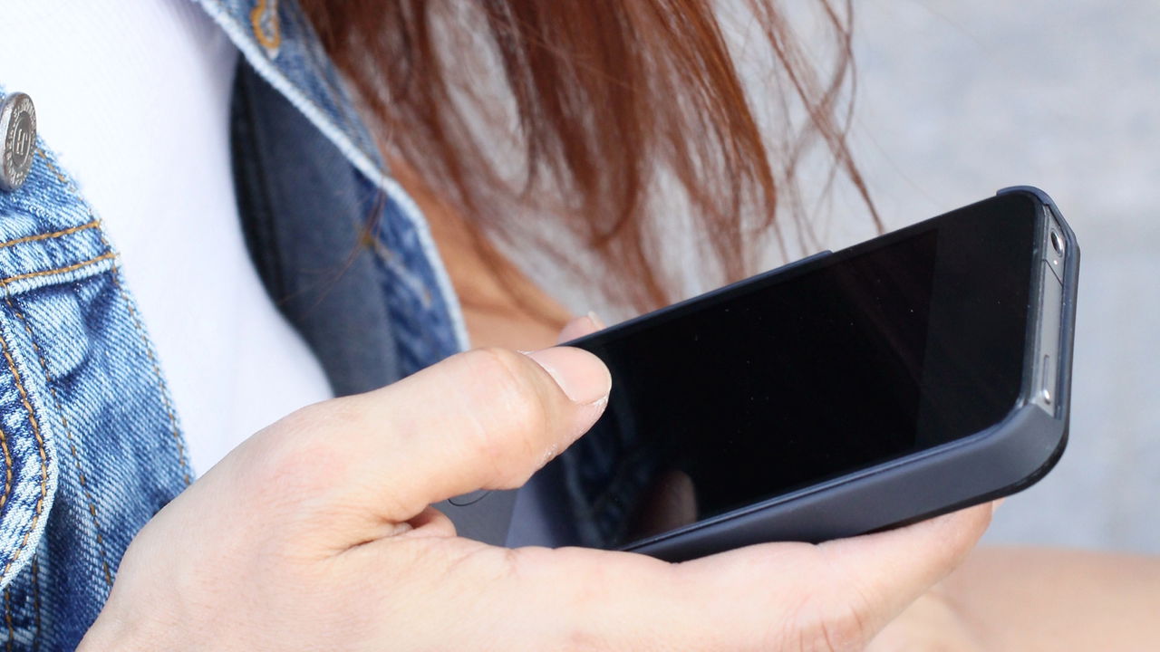 Como configurar seu celular para economizar bateria ao máximo