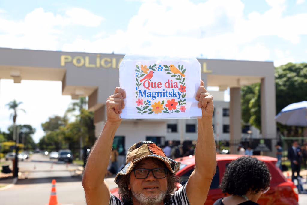 Crusoé: Esquerda ganha ou perde com prisão de Bolsonaro?