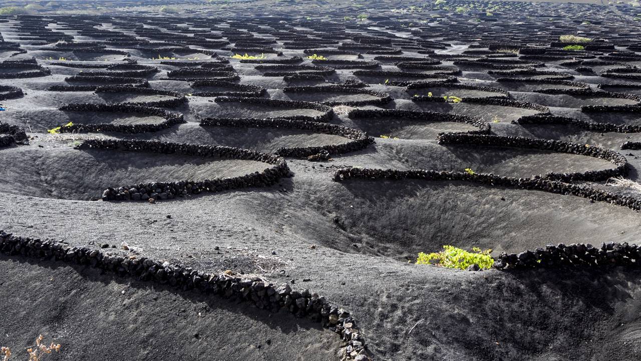 4 misteriosas crateras entre 5 e 13 km de largura surgem no sul da Finlândia vindas das profundezas da Terra