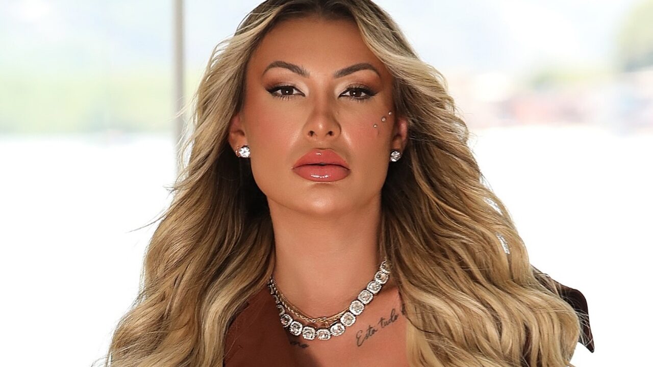 Andressa Urach revela ter agredido seu próprio filho
