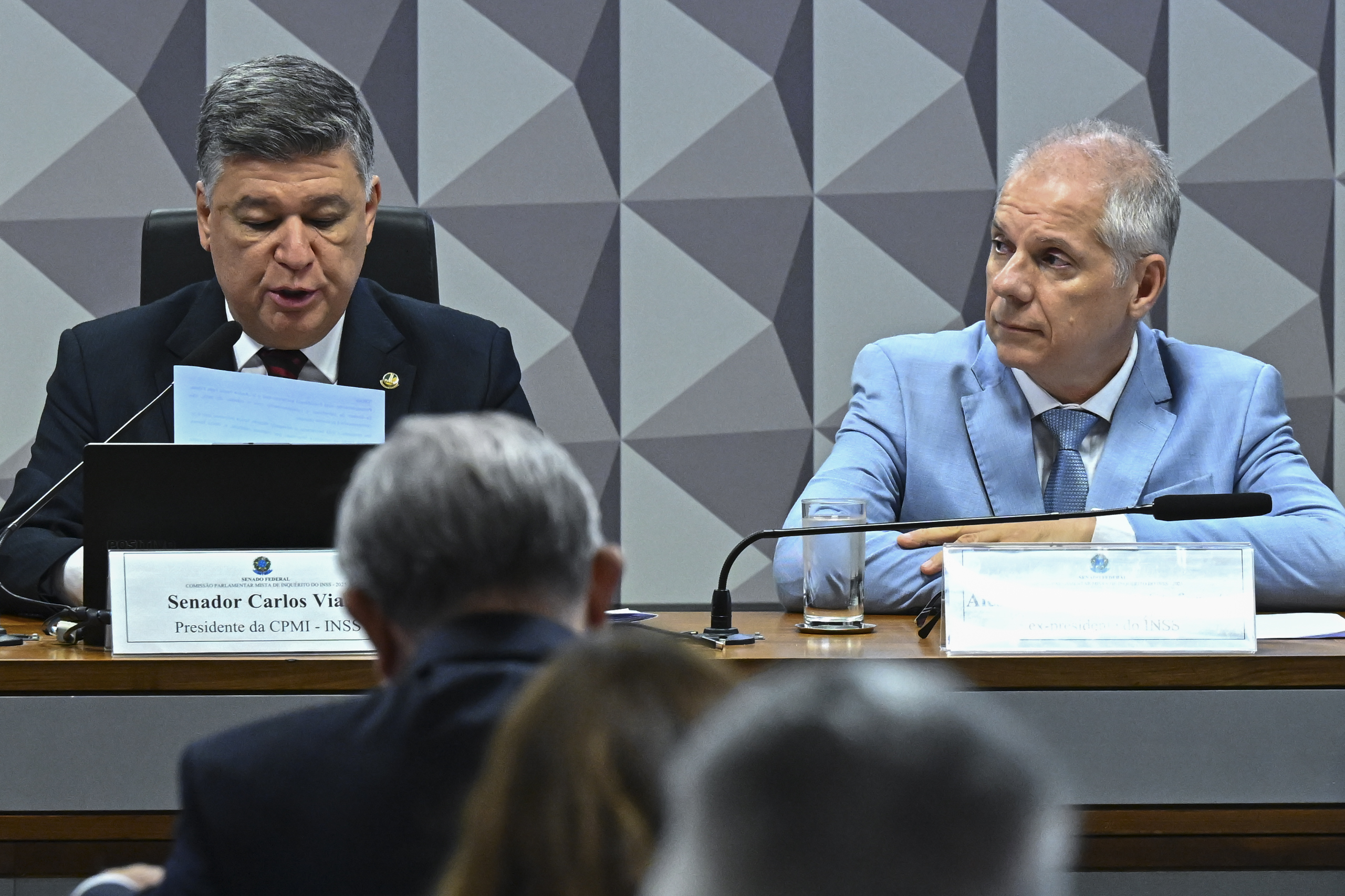 Presidente da CPMI do INSS celebra prisão de Stefanutto: “Grande dia”