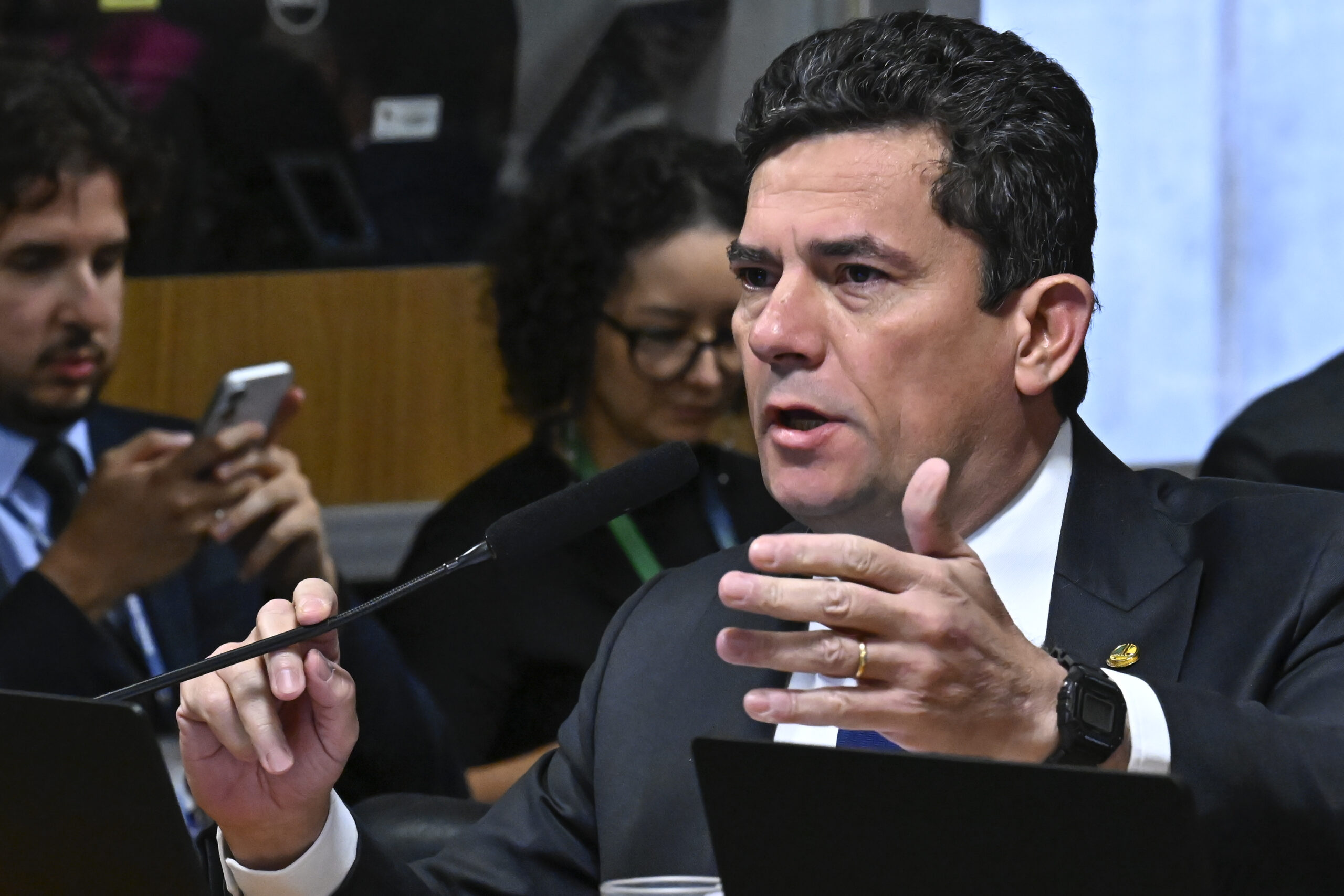 “Justiça avançando”, diz Moro sobre prisão de ex-presidente do INSS