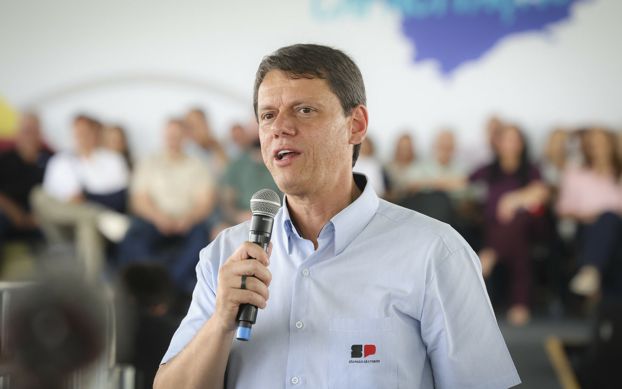 Prisão de Bolsonaro “atenta contra princípio da dignidade”, diz Tarcísio