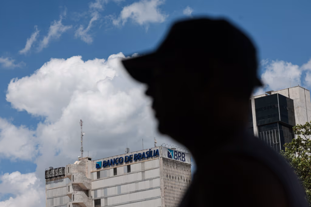 Vendem-se ativos do Master para lavar prejuízo