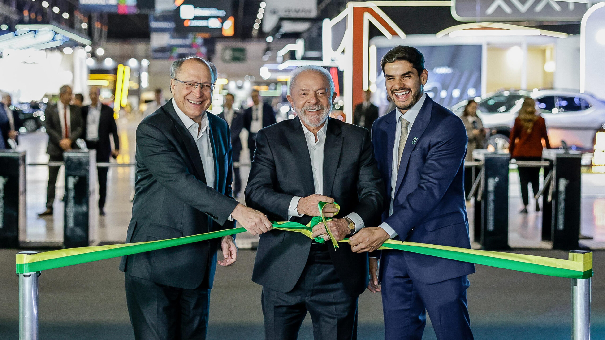 Lula celebra retirada de tarifas dos EUA: “Hoje estou feliz”