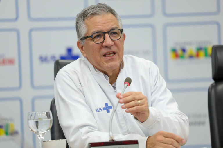 Padilha confirma presença de Lula na Sapucaí