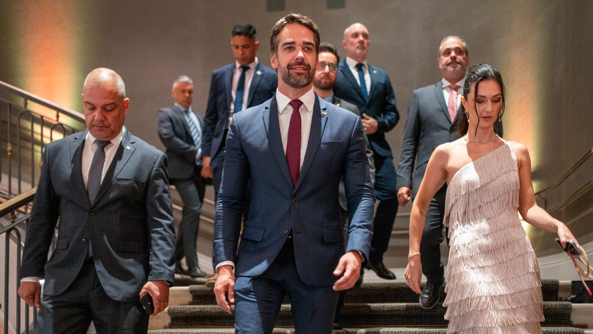 Crusoé: Leite lidera a engarrafada corrida pelo Senado no RS