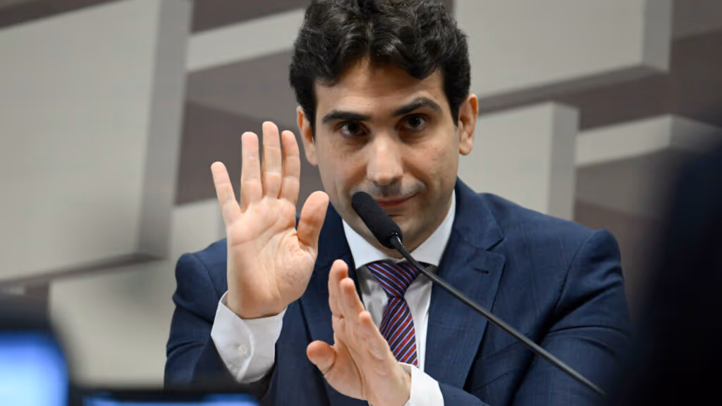 Bancos centrais de todo mundo apoiam Powell contra Trump