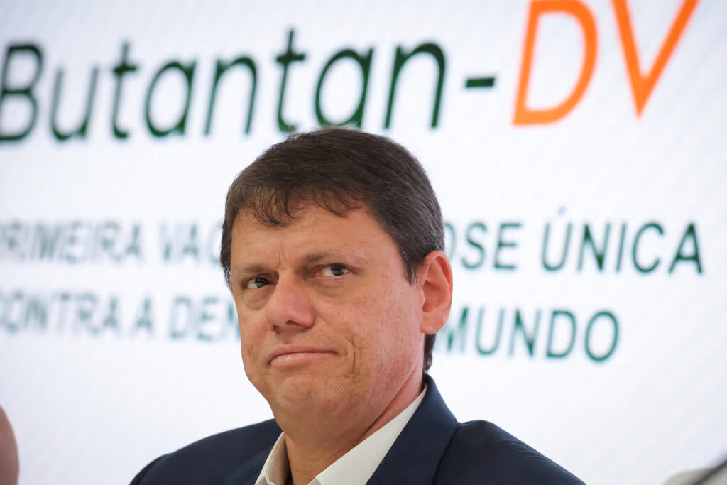 Tarcísio manda indireta a Lula: “Aqui os poderes trabalham juntos”