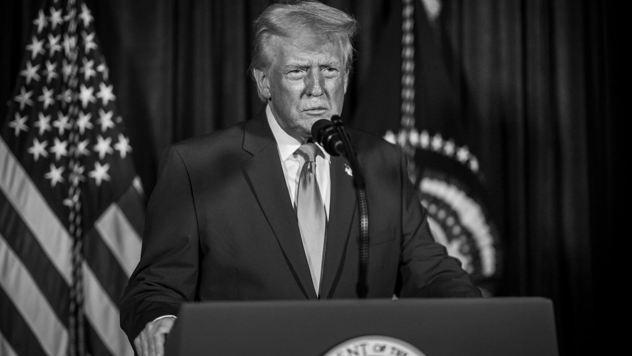 Trump: “Considerem o espaço aéreo da Venezuela totalmente fechado”