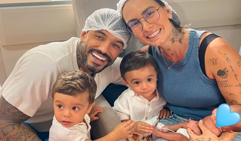 Clara Maia compartilha a melhora do filho prematuro na UTI