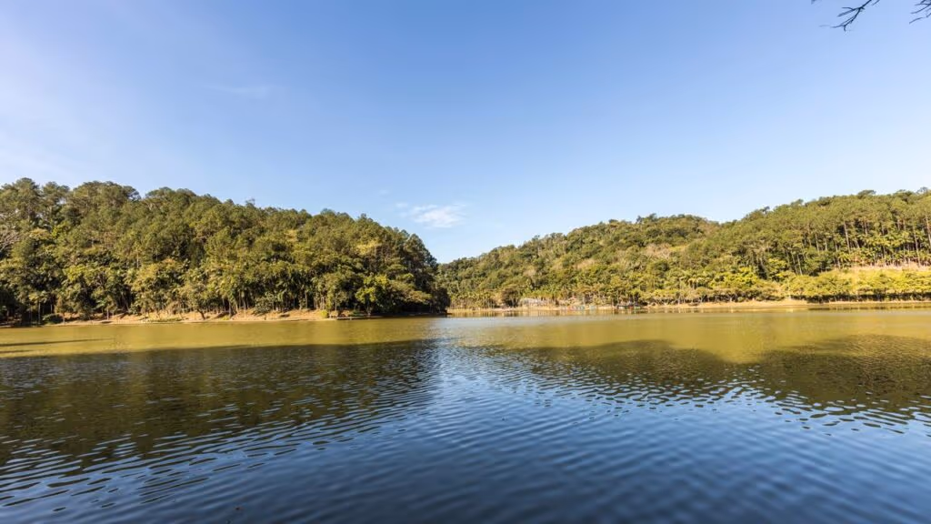 A cidade secreta no interior do Brasil preferida dos bilionários