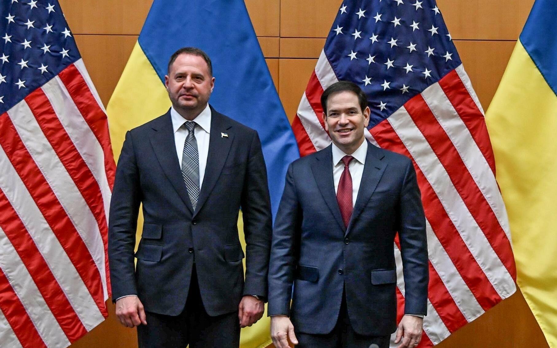 Chefe de gabinete de Zelensky renuncia após operação anticorrupção