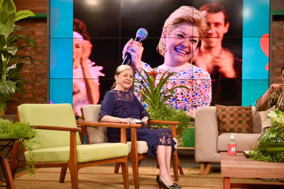 Apresentadora Ione Borges morre aos 73 anos