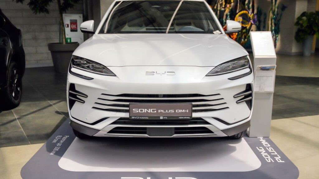 Quanto custa por mês para manter um BYD Song Plus em 2025?