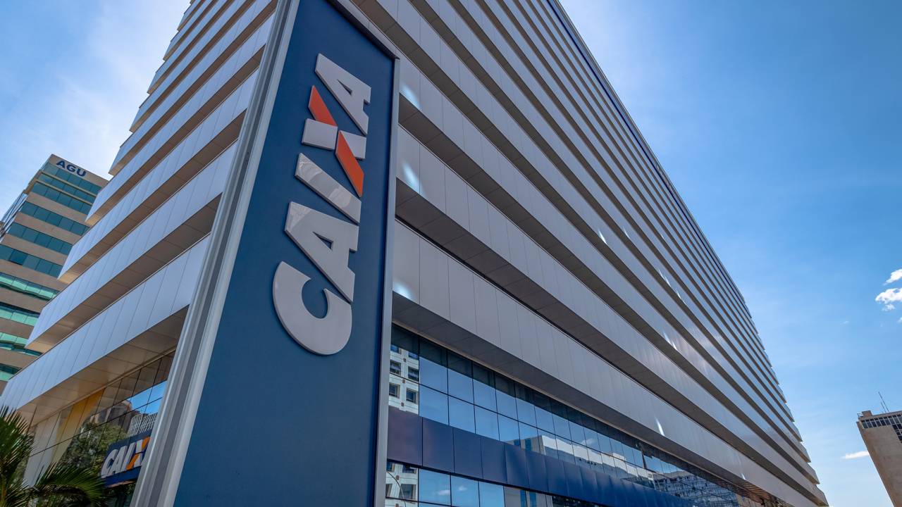 Bancos realizam mutirão para devedores negociarem dívidas