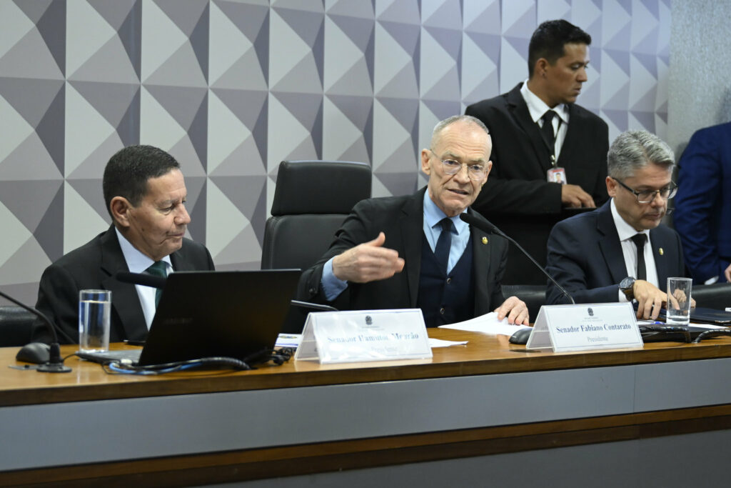 CPI do Crime Organizado cancela semana inteira e adia oitivas de governadores