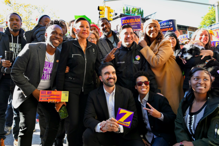 Socialista muçulmano é eleito prefeito de Nova York
