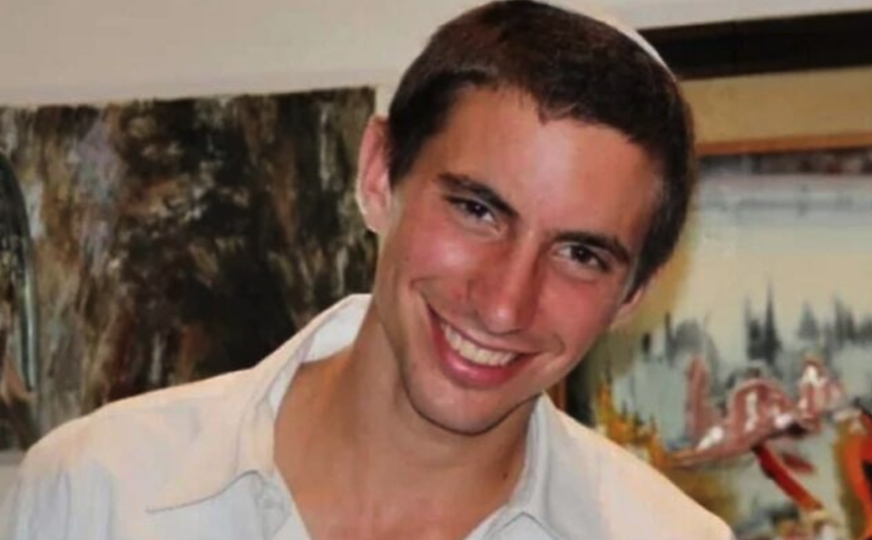 Israel recebe restos mortais de tenente após 11 anos