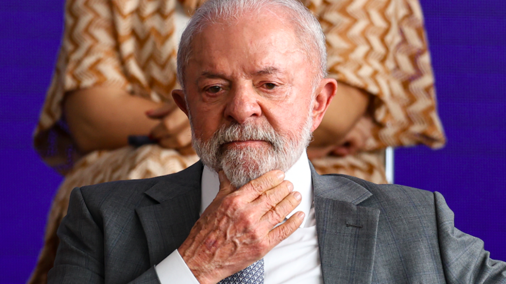 Lula é desaprovado por 40% dos brasileiros, segundo pesquisa
