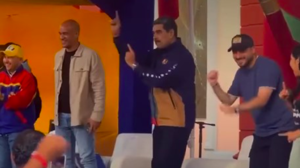 Crusoé: Tambores da guerra animam dancinha da paz de Maduro