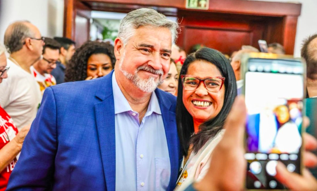 Pimenta oficializa pré-candidatura ao Senado exaltando Paim