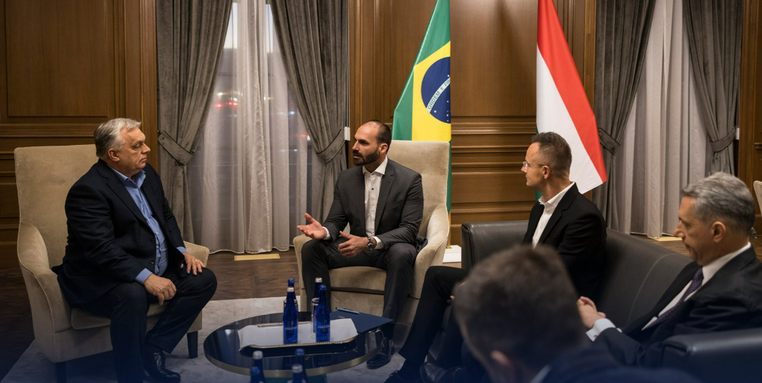 “Firmemente com os Bolsonaros”, diz Orbán após reunião com Eduardo