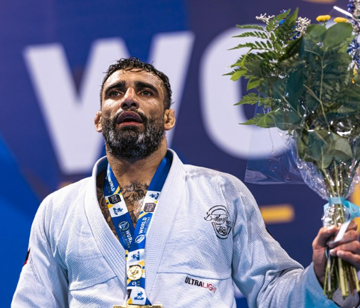 PM acusado de matar ex-campeão mundial de jiu-jítsu começa a ser julgado