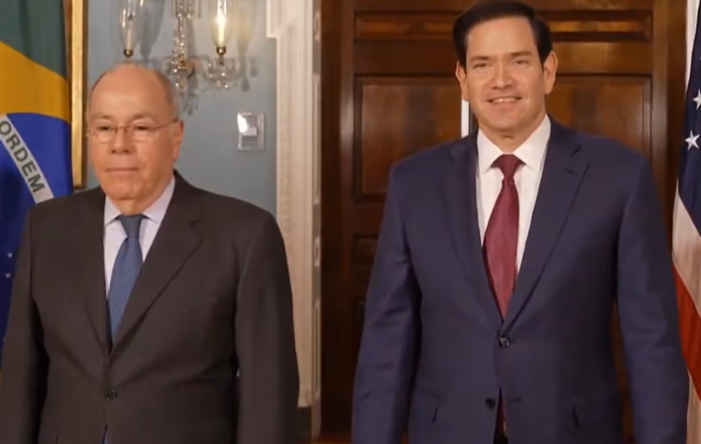 “Querem resolver rapidamente as questões com o Brasil”, diz Vieira sobre EUA