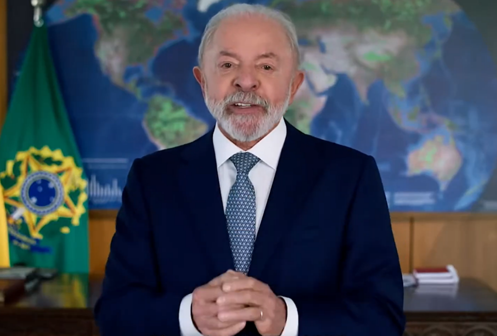 Em rede nacional, Lula celebra nova lei do IR e tributação de “super-ricos”