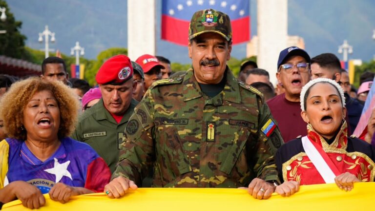 Crusoé: Maduro não precisa reformar a Constituição