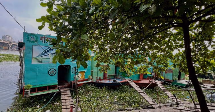 Esse é o hotel mais barato do mundo com quartos minúsculos. E ai, vai encarar?