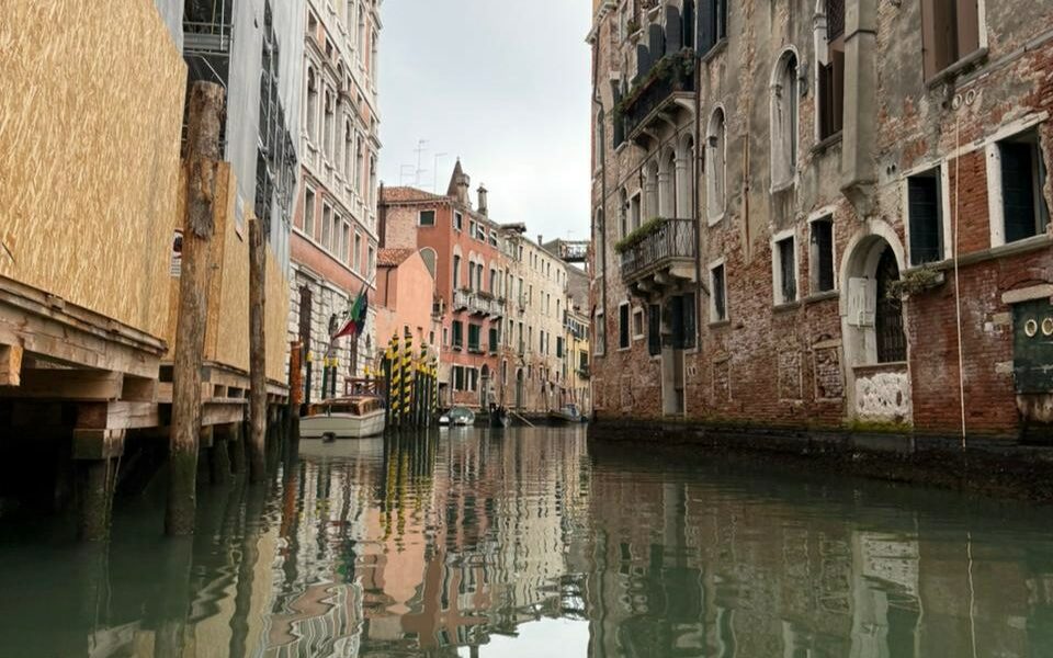 Josias Teófilo na Crusoé: Veneza como metáfora