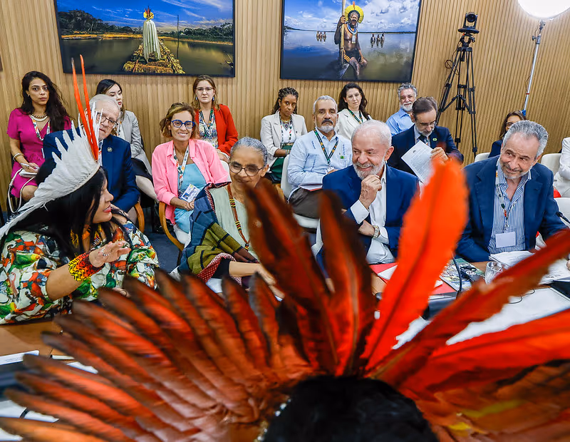 Dennys Xavier na Crusoé: Lula, Belém e a fantasia boteco-desenvolvimentista