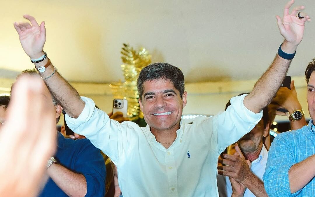 Pesquisa indica ACM Neto à frente do PT na Bahia