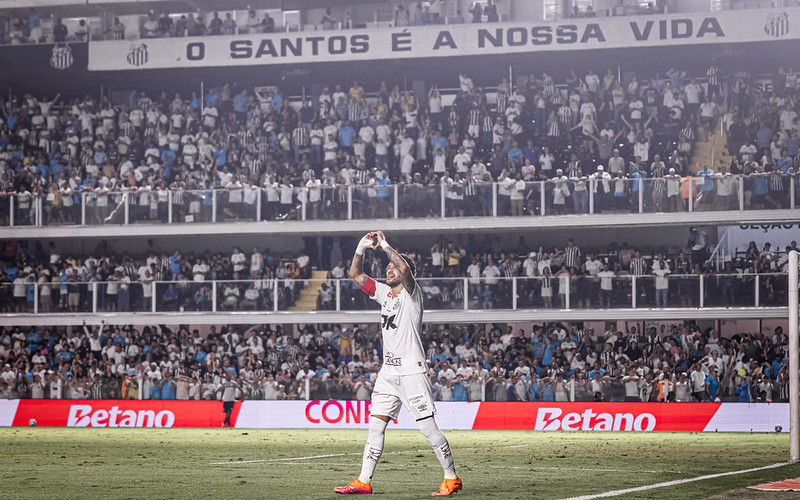 Neymar marca, Santos vence o Sport e dorme fora da zona da “confusão”